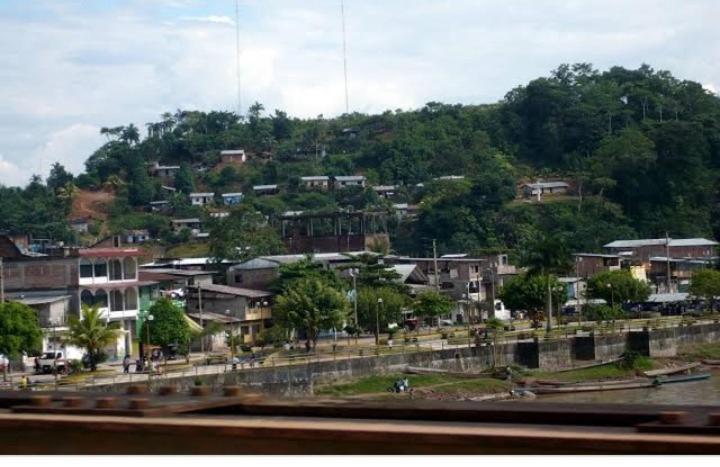 Hospedaje Independencia Pucallpa Zewnętrze zdjęcie