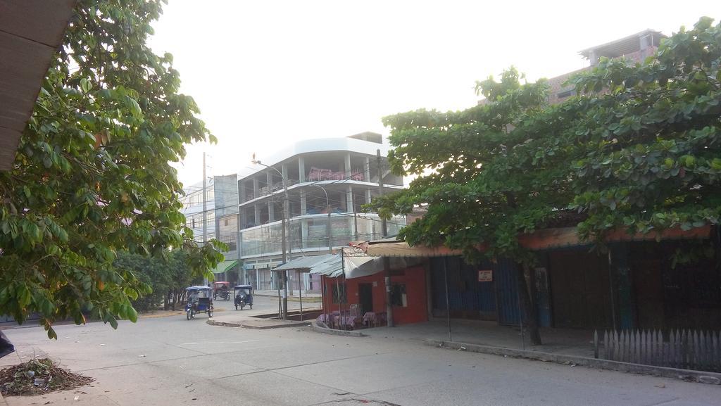 Hospedaje Independencia Pucallpa Zewnętrze zdjęcie
