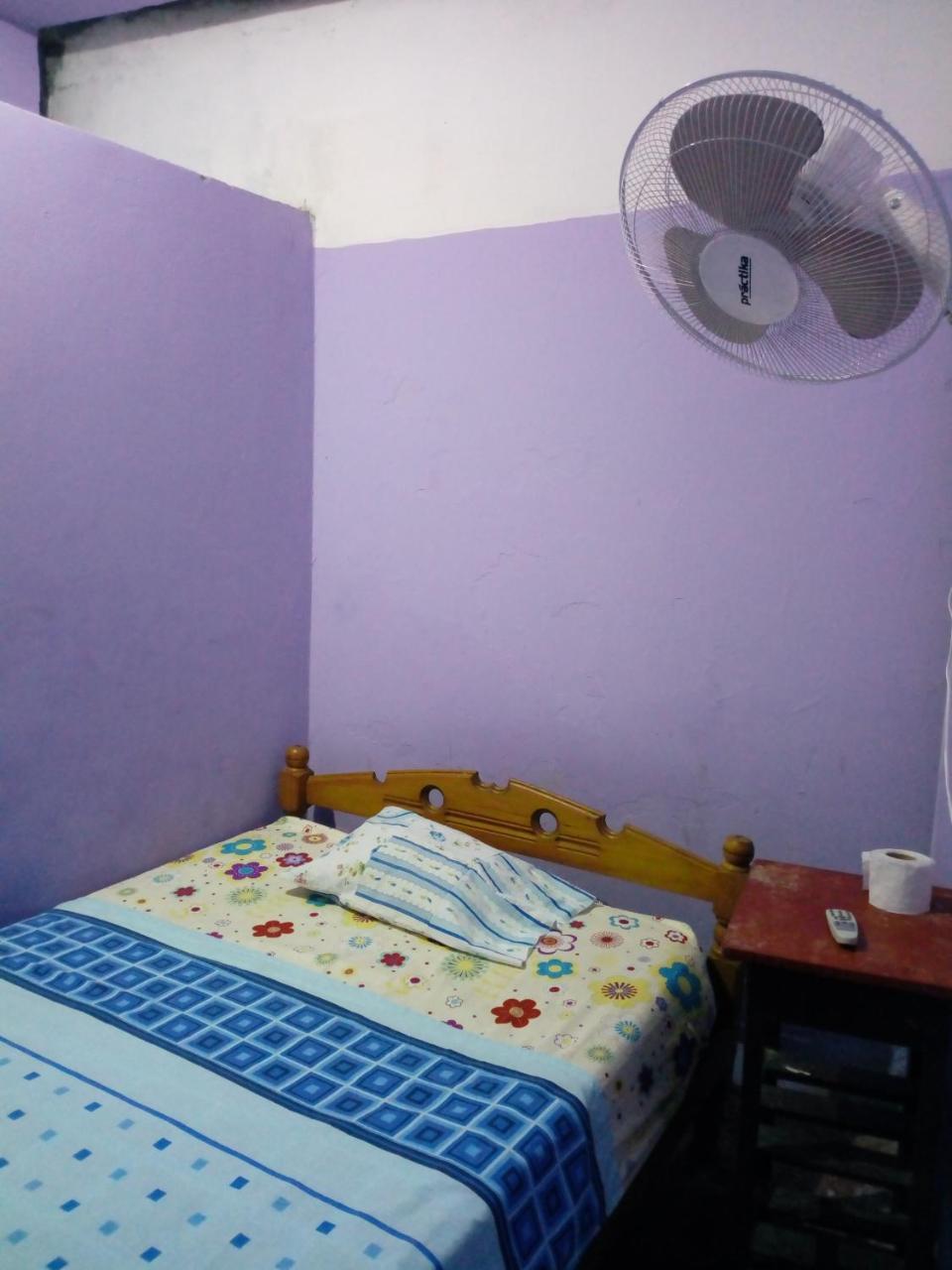 Hospedaje Independencia Pucallpa Zewnętrze zdjęcie