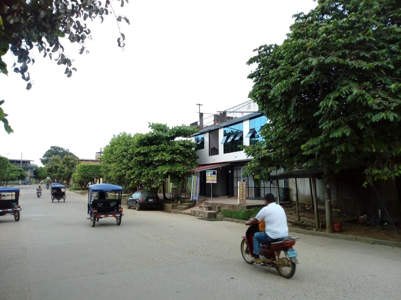 Hospedaje Independencia Pucallpa Zewnętrze zdjęcie