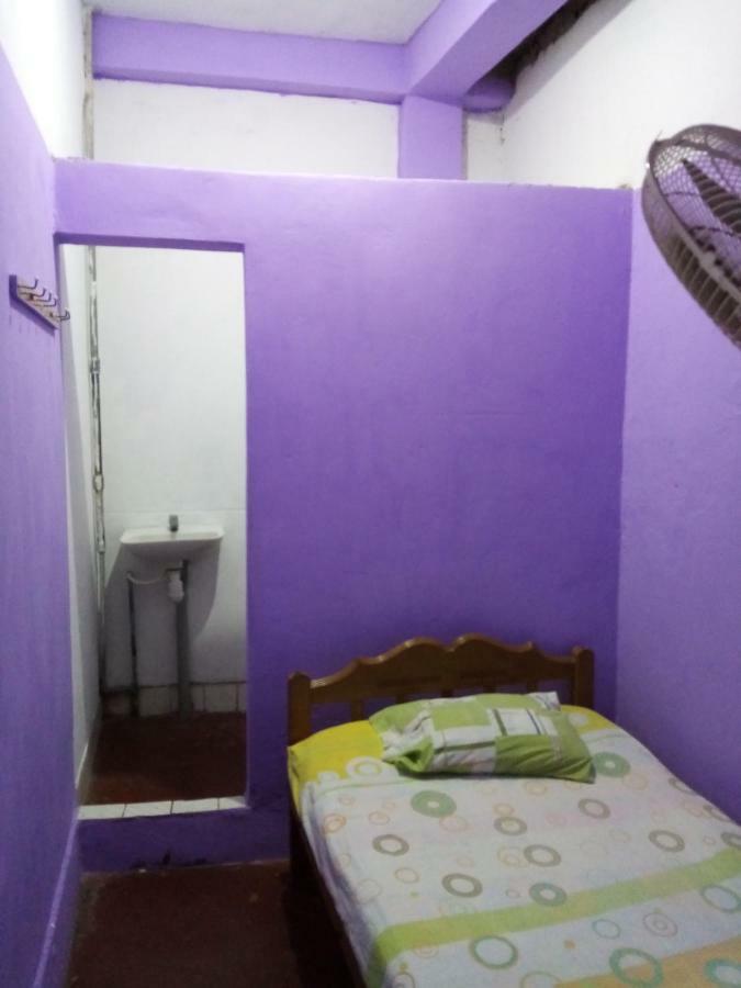 Hospedaje Independencia Pucallpa Zewnętrze zdjęcie